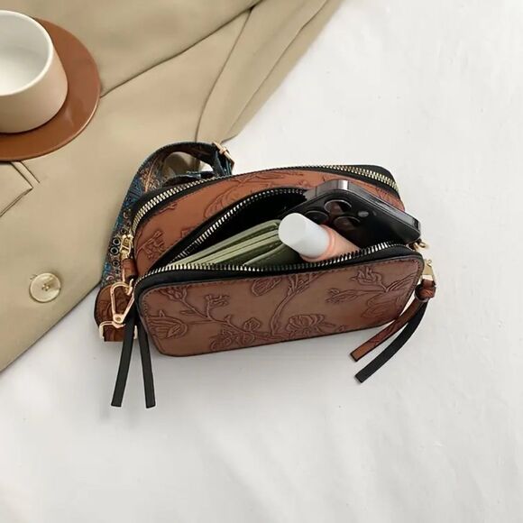 Bohemian Floral Crossbody Bag - Picture 3 of 4